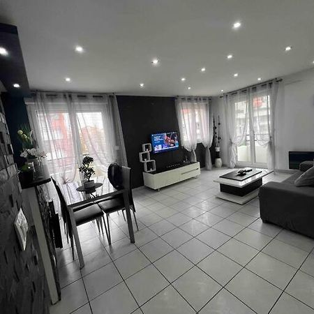 Tres Bel Appartement Entre Paris Et Disneyland Lognes Luaran gambar